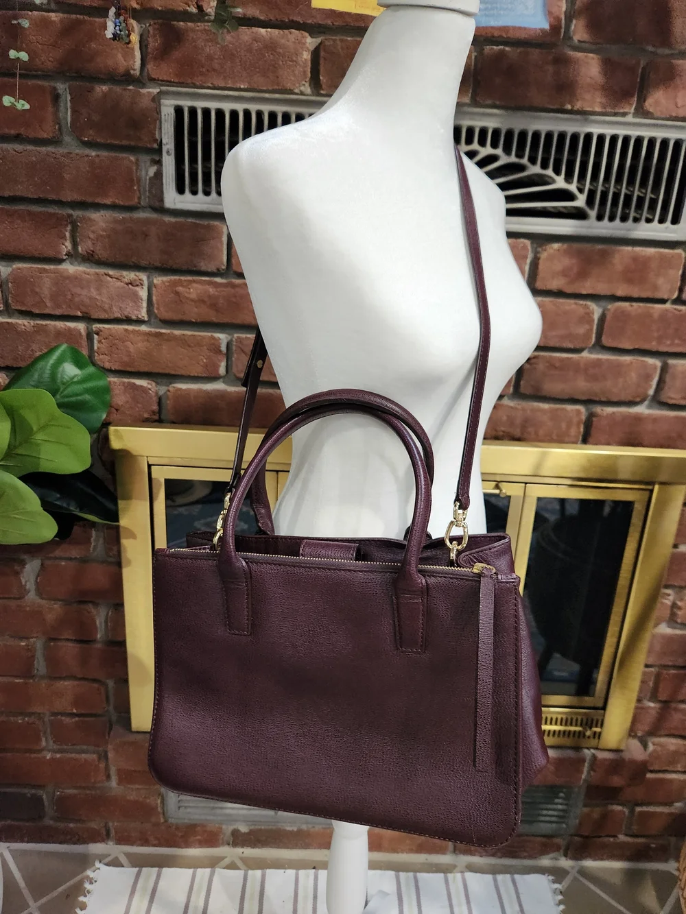 Banana Republic Structured Lady Bag Burgundy Leather Satchel Crossbody EUC